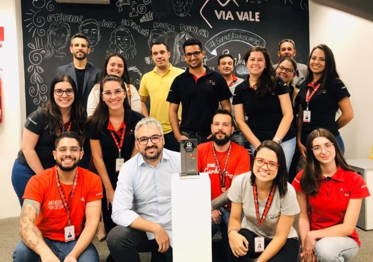 Via Vale recebe o título de terceiro melhor Shopping do Brasil para se